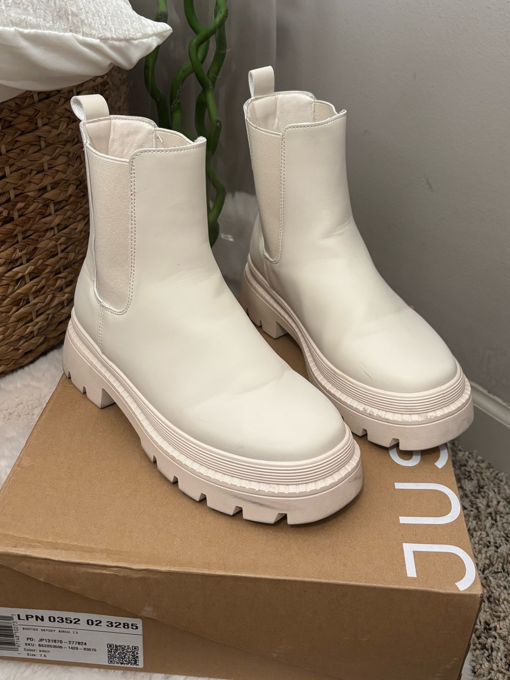 JustFab Cream Chunky Chelsea Moto Boots